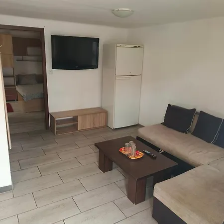 Casa Razu G2 Holiday home *