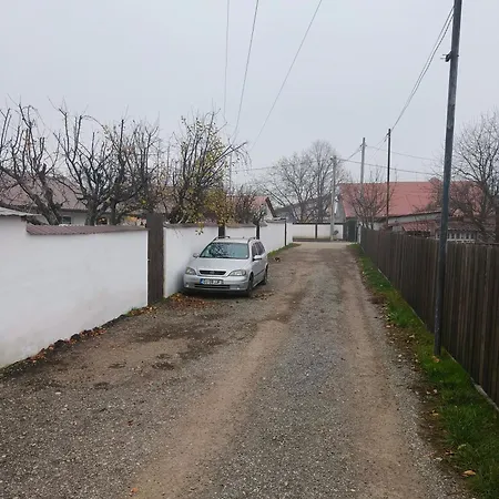 Ваканционна къща Casa Razu G2 Крайова